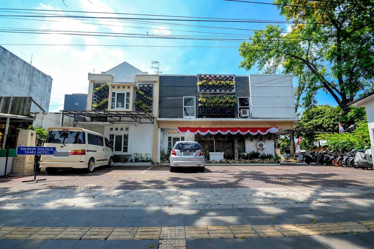 Sky Hotel Buah Batu 1 Bandung Exterior photo