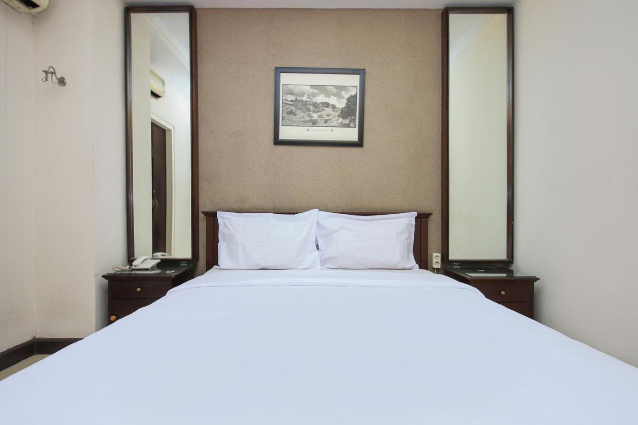 Sky Hotel Buah Batu 1 Bandung Exterior photo